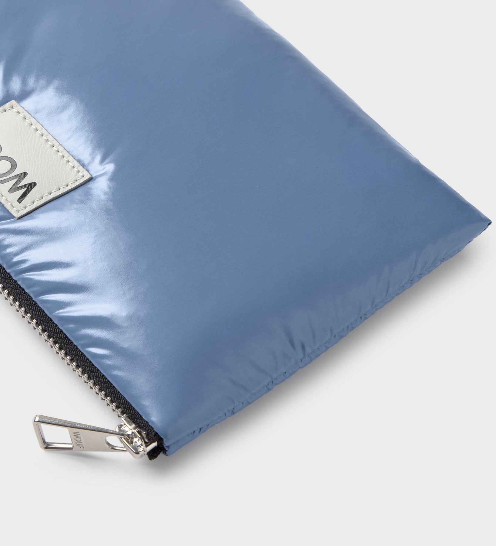 Multifunkční taštička WOUF Royal Pouch | Lavly.cz