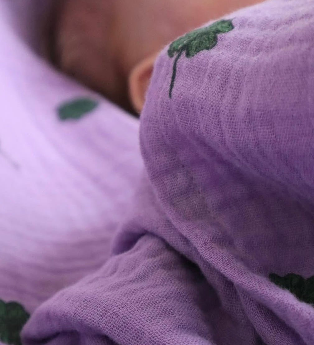 Mušelínová plena STUDIO NOOS Purple Clover | Stylové doplňky pro děti a ženy | Lavly.cz