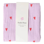Mušelínová plena STUDIO NOOS Purple Hearts 120 x 120 cm | Lavly.cz