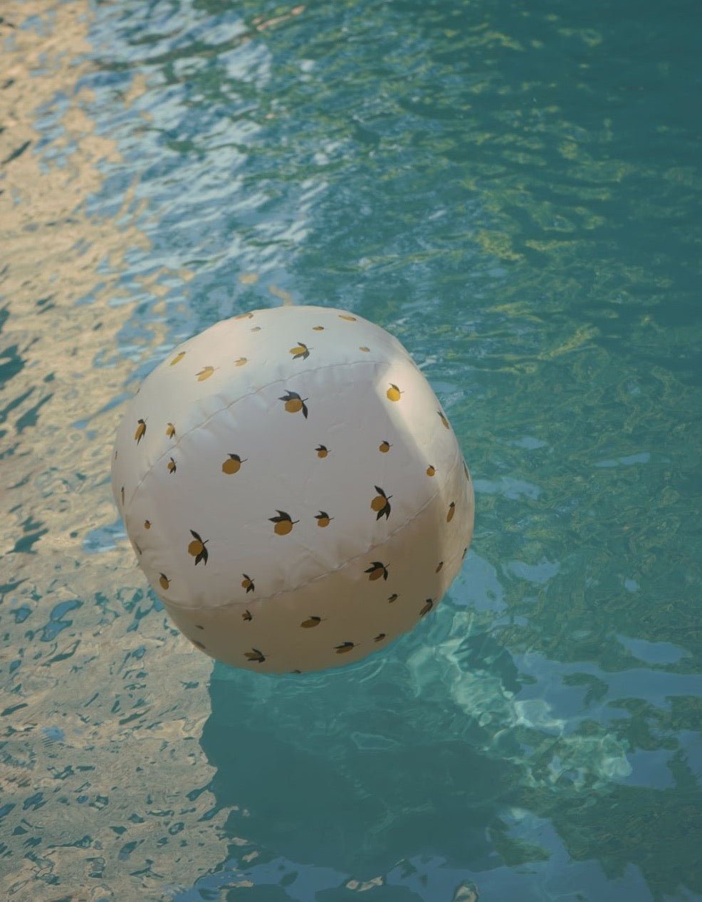 Nafukovací míč KONGES SLOJD Lemon | Stylové doplňky pro děti a ženy | Lavly.cz