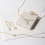 Náušnice DESIGN LETTERS Little Big Love Perleť | Lavly.cz