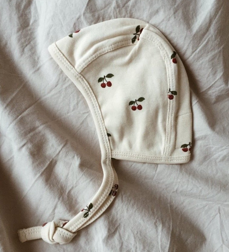 Novorozenecká čepička KONGES SLOJD Cherry | Stylové doplňky pro děti a ženy | Lavly.cz