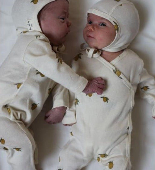 Novorozenecká čepička KONGES SLOJD Lemon | Stylové doplňky pro děti a ženy | Lavly.cz