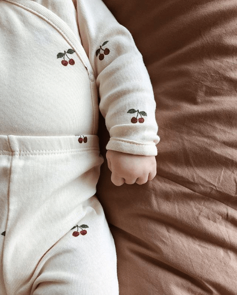 Novorozenecké body KONGES SLOJD Cherry | Stylové doplňky pro děti a ženy | Lavly.cz