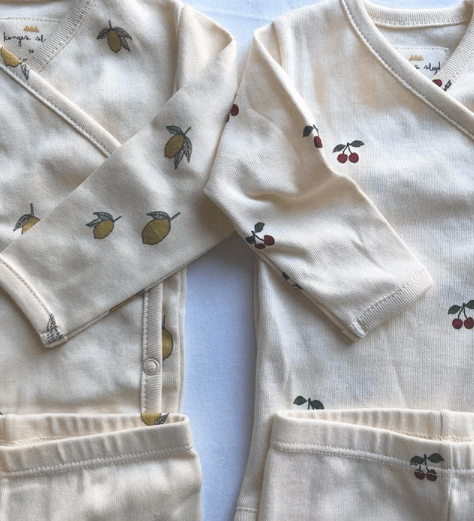 Novorozenecké body KONGES SLOJD Cherry | Stylové doplňky pro děti a ženy | Lavly.cz