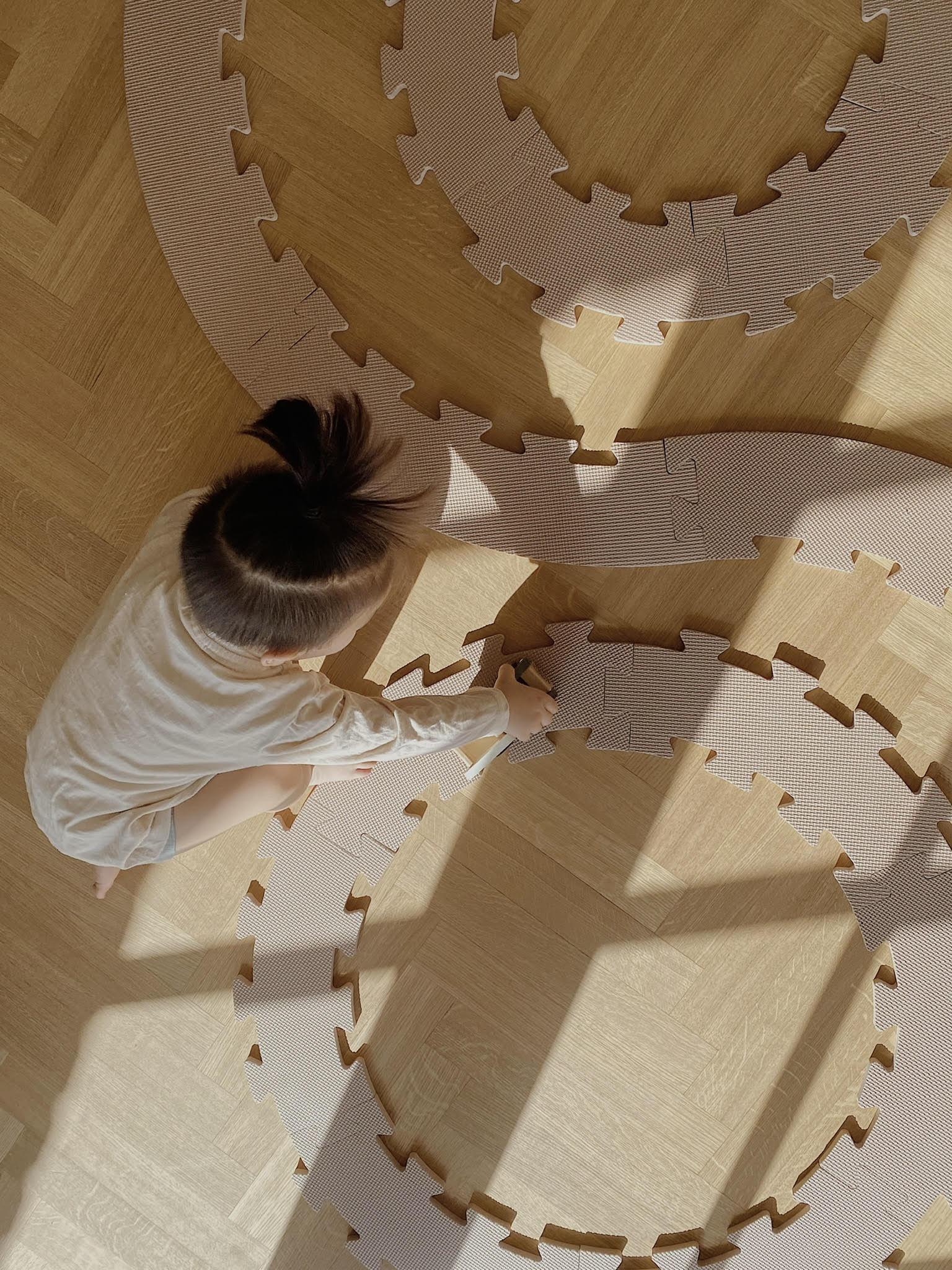 Pěnová podložka THAT'S MINE Kruhová Warm Sand | Stylové doplňky pro děti a ženy | Lavly.cz