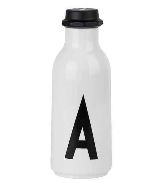 Personalizovaná láhev DESIGN LETTERS | Stylové doplňky pro děti a ženy | Lavly.cz