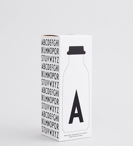 Personalizovaná láhev DESIGN LETTERS | Stylové doplňky pro děti a ženy | Lavly.cz