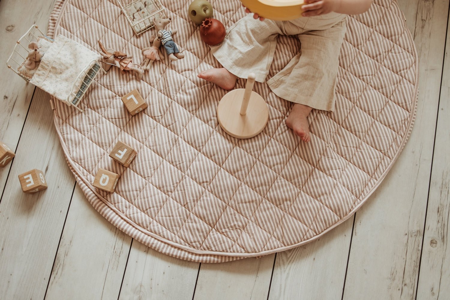 PLAY&GO BABY Organic Hrací podložka / Vak na hračky / Taška Stripes Brown | Stylové doplňky pro děti a ženy | Lavly.cz