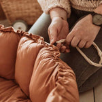 PLAY&GO Bloom Hrací podložka / Hnízdečko Tawny Brown | Stylové doplňky pro děti a ženy | Lavly.cz