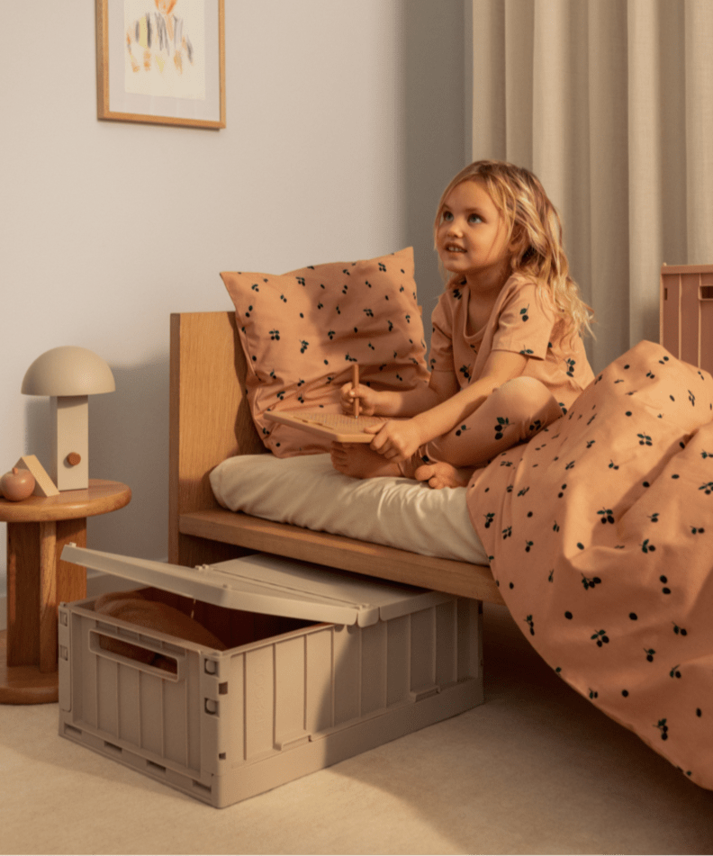 Pojízdný úložný box pod postel LIEWOOD Weston s víkem Sandy | Stylové doplňky pro děti a ženy | Lavly.cz