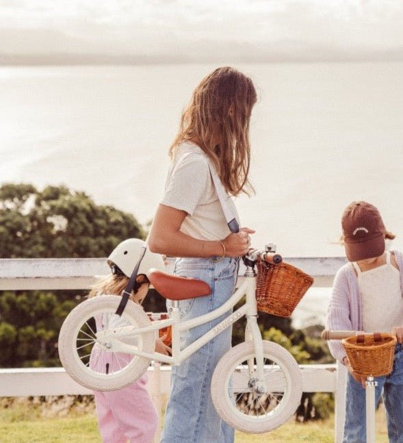 Popruh na nošení odrážedla / koloběžky BANWOOD | Stylové doplňky pro děti a ženy | Lavly.cz