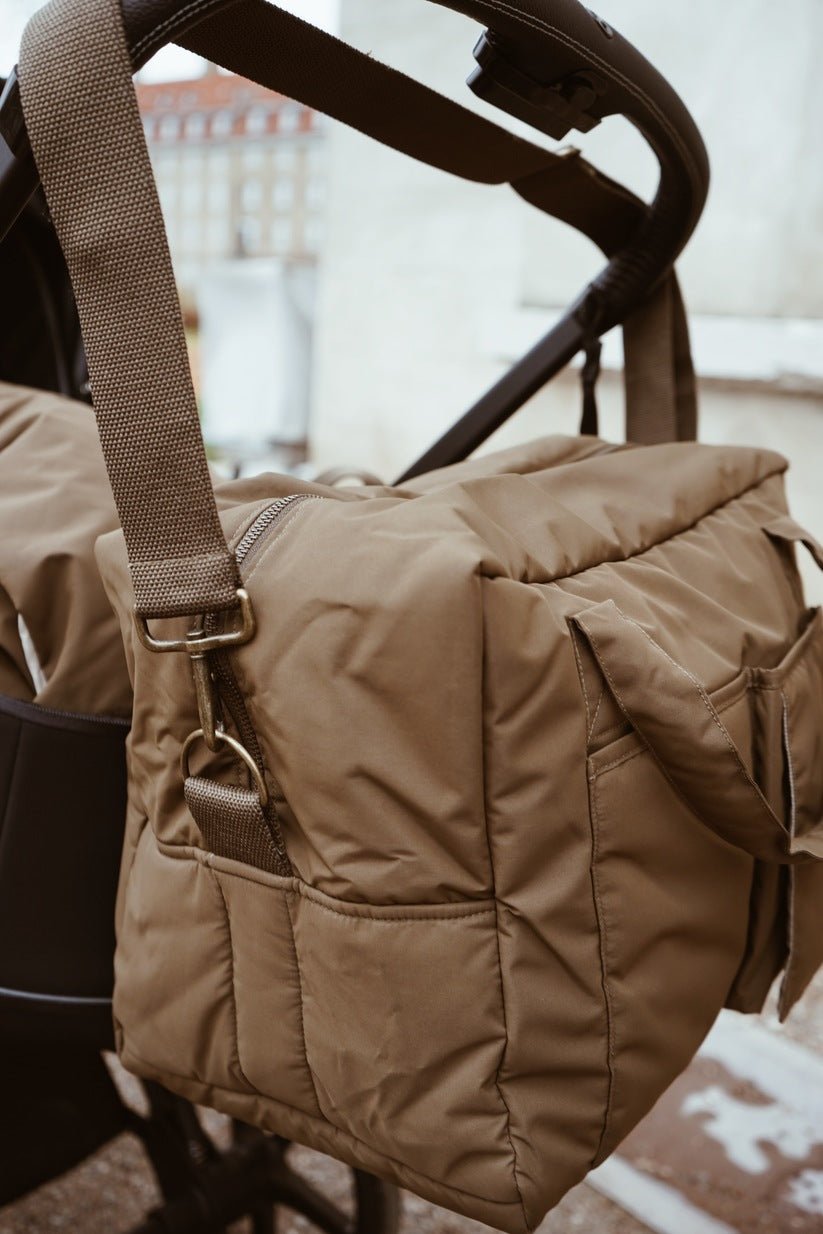 Přebalovací taška KONGES SLOJD All You Need Bag Walnut | Stylové doplňky pro děti a ženy | Lavly.cz