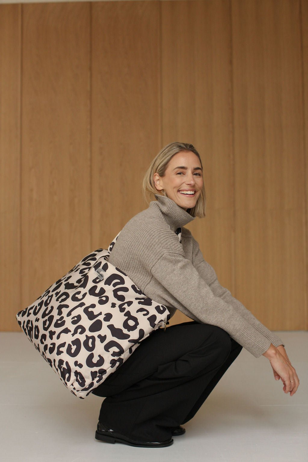 Přebalovací taška STUDIO NOOS Holy Cow Puffy - Leopard | Stylové doplňky pro děti a ženy | Lavly.cz