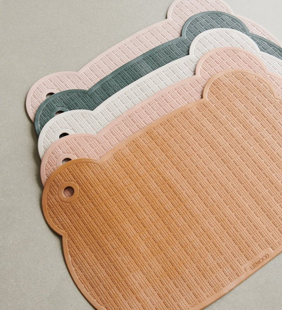 Protiskluzová podložka do vany LIEWOOD Sailor Sandy | Stylové doplňky pro děti a ženy | Lavly.cz