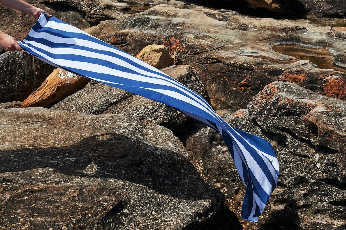 Rychleschnoucí plážová osuška DOCK & BAY Whitsunday Blue | Lavly.cz