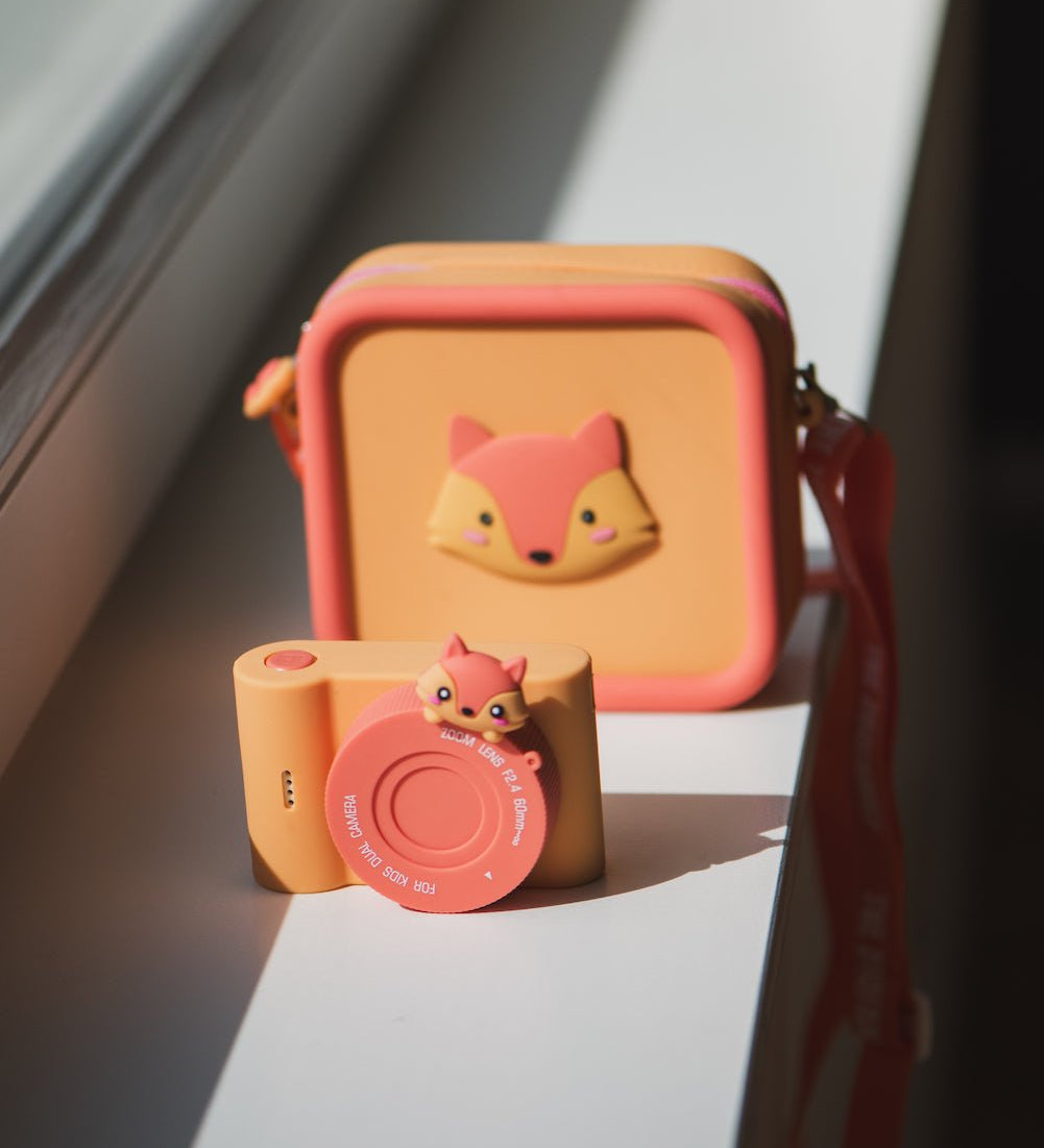 Silikonová kabelka na foťák / vysílačku ZOOFAMILY Fox | Stylové doplňky pro děti a ženy | Lavly.cz