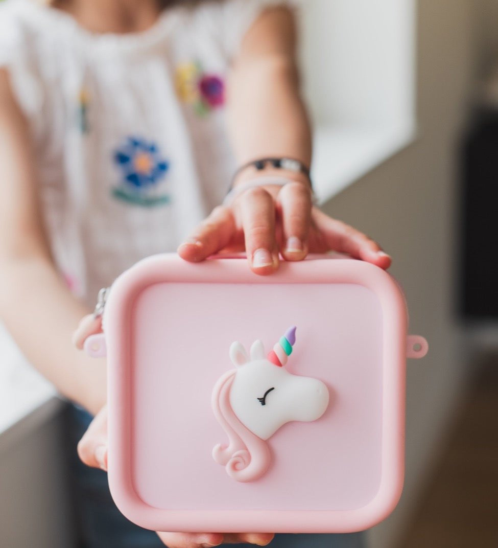 Silikonová kabelka na foťák / vysílačku ZOOFAMILY Unicorn | Stylové doplňky pro děti a ženy | Lavly.cz