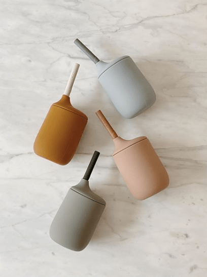 Silikonové hrnky s brčkem LIEWOOD Ellis | Stylové doplňky pro děti a ženy | Lavly.cz