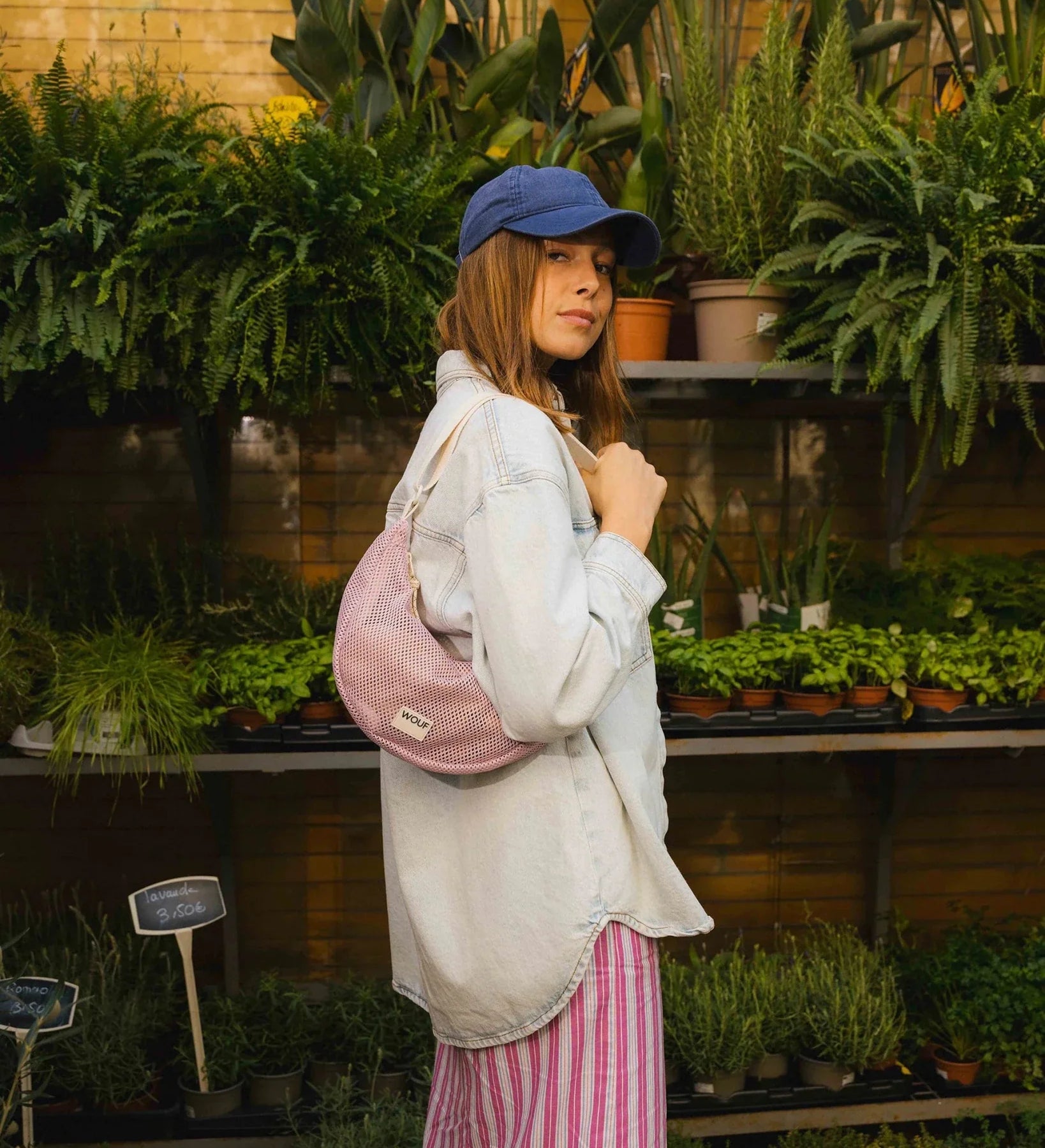 Síťovaná crossbody ledvinka WOUF Blush | Lavly.cz