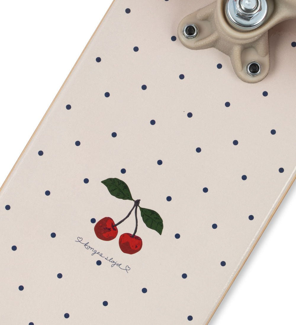 Skateboard KONGES SLOJD Cherry Navy Dot | Lavly.cz