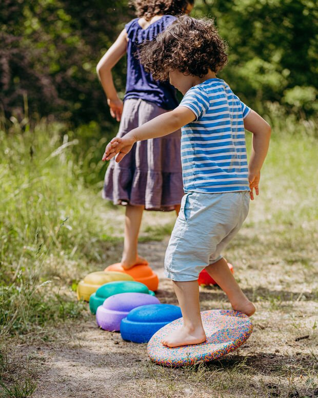 STAPELSTEIN® 6+1 ks Original Rainbow Set Classic Balanční kameny a deska | Stylové doplňky pro děti a ženy | Lavly.cz