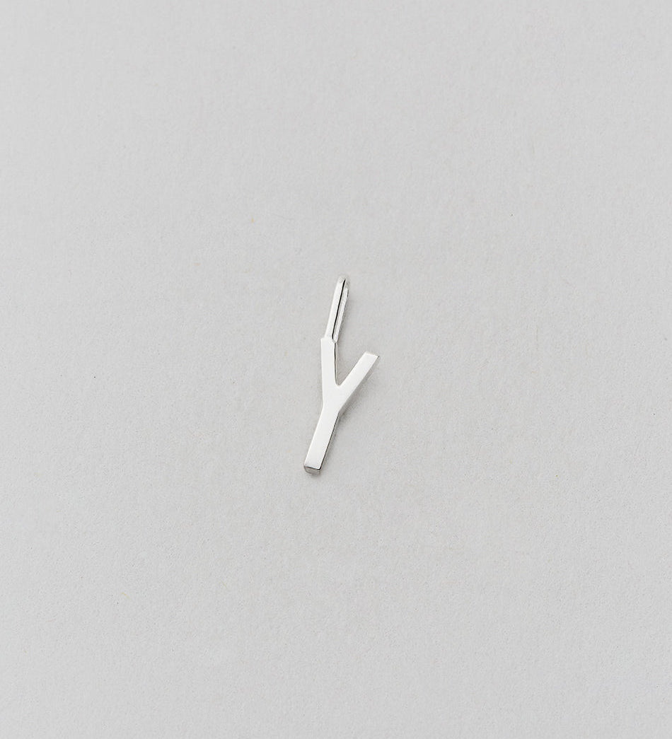 Stříbrný přívěsek Písmeno A - Z - 10 mm DESIGN LETTERS | Stylové doplňky pro děti a ženy | Lavly.cz