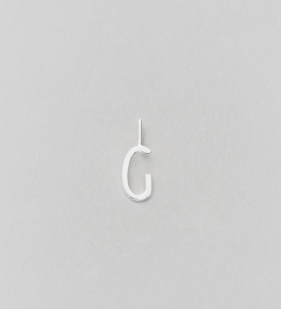 Stříbrný přívěsek Písmeno A - Z - 10 mm DESIGN LETTERS | Stylové doplňky pro děti a ženy | Lavly.cz