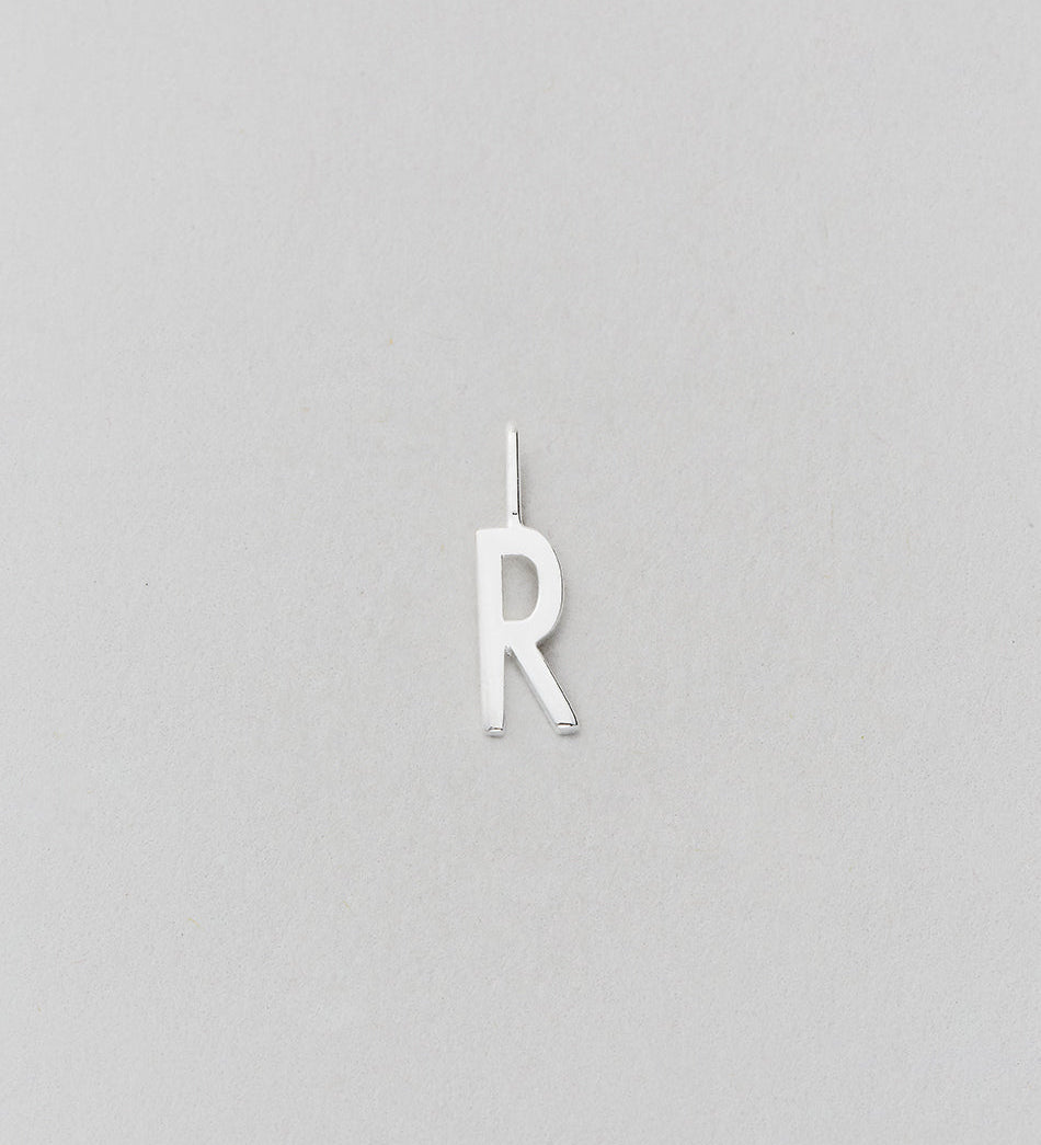 Stříbrný přívěsek Písmeno A - Z - 10 mm DESIGN LETTERS | Stylové doplňky pro děti a ženy | Lavly.cz