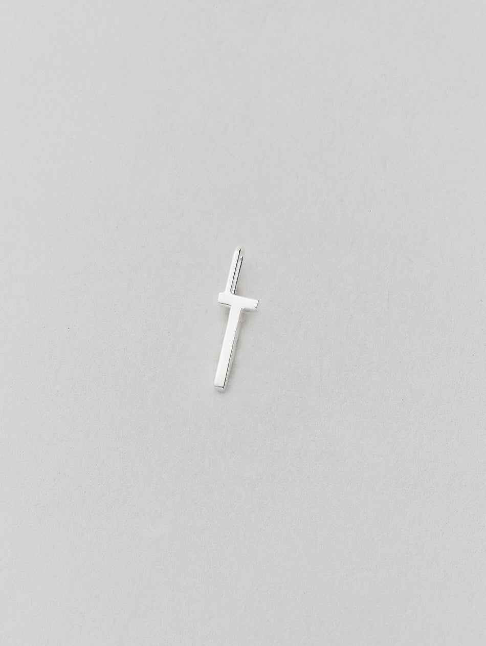 Stříbrný přívěsek Písmeno A - Z - 10 mm DESIGN LETTERS | Stylové doplňky pro děti a ženy | Lavly.cz