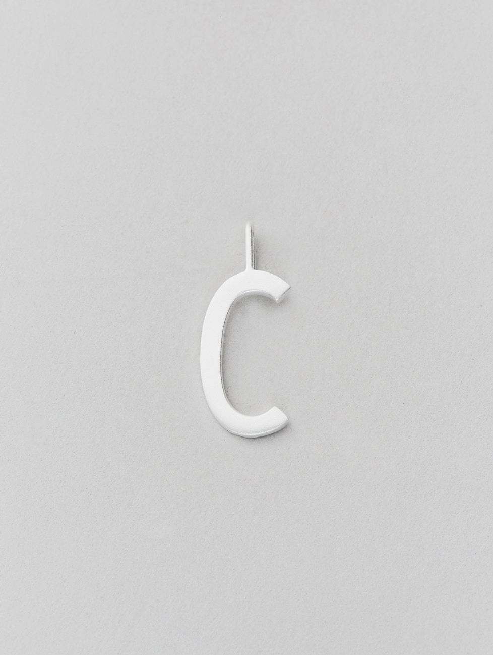 Stříbrný přívěsek Písmeno A - Z - 16 mm DESIGN LETTERS | Stylové doplňky pro děti a ženy | Lavly.cz