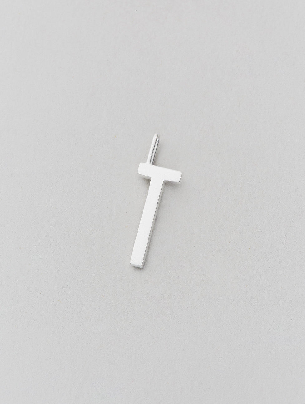 Stříbrný přívěsek Písmeno A - Z - 16 mm DESIGN LETTERS | Stylové doplňky pro děti a ženy | Lavly.cz