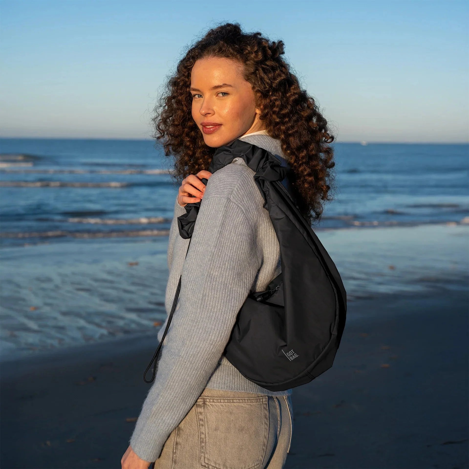 Taška GOT BAG Moon Ruffle Black | Lavly.cz