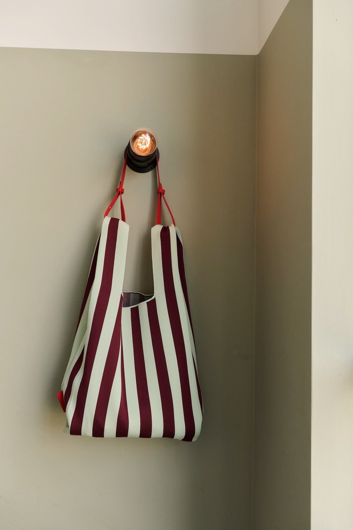 Taška THE STICKY SIS CLUB Knitted Stripes Mist + Fig | Lavly.cz