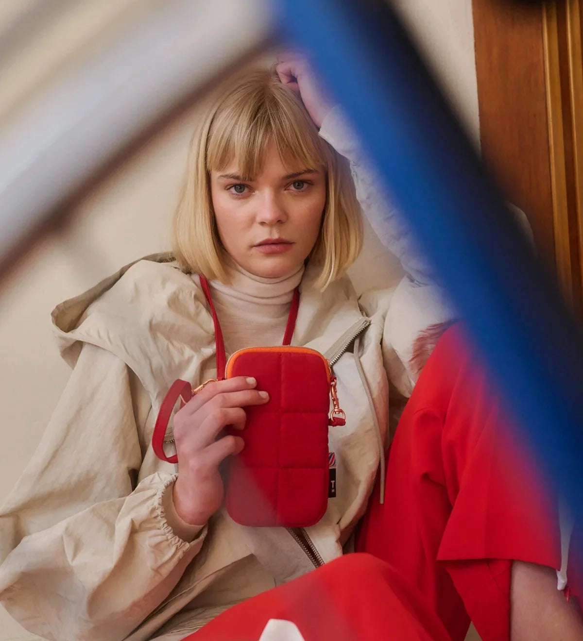 Taštička na mobil TINNE+MIA Luce Red | Lavly.cz