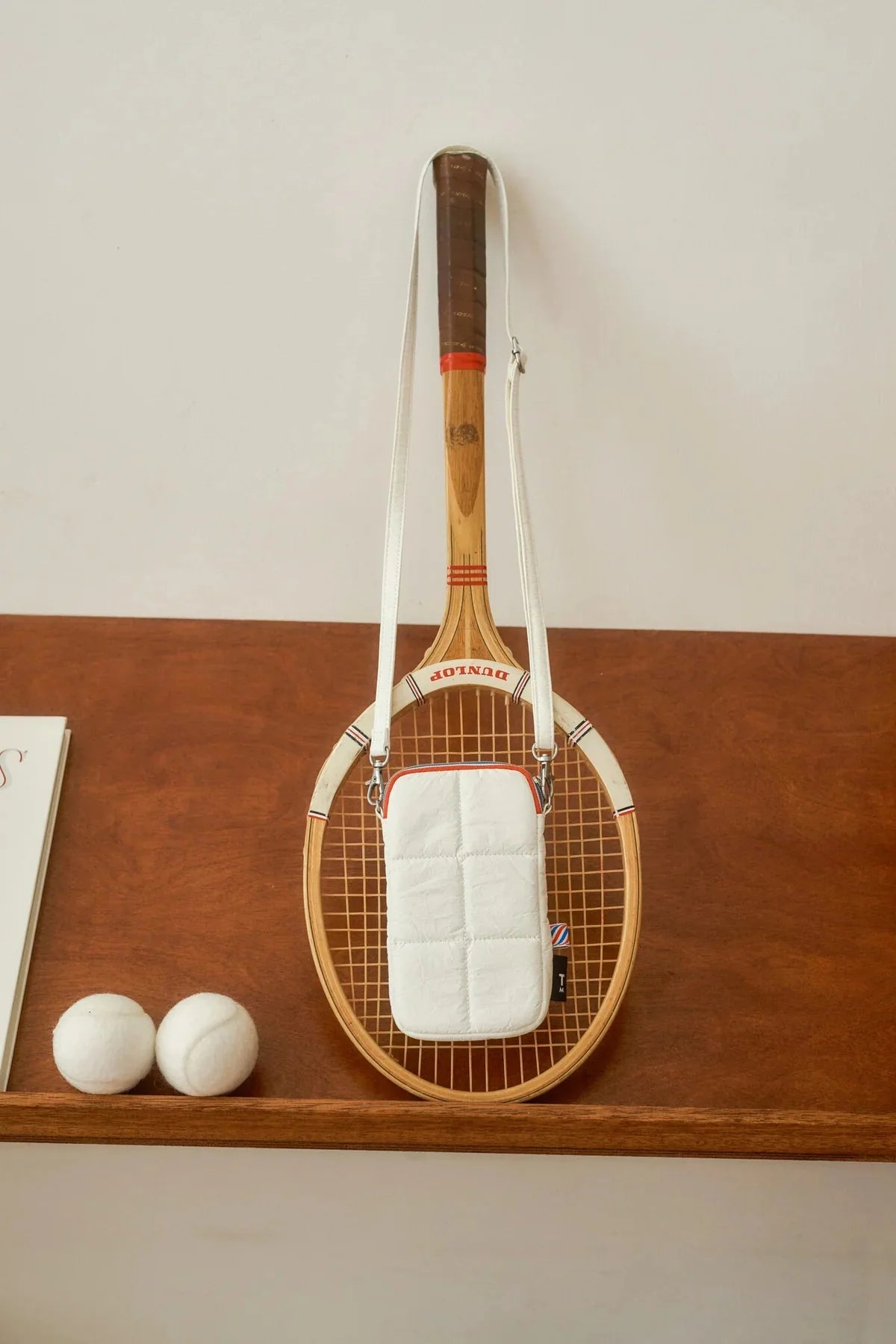 Taštička na mobil TINNE+MIA Luce Tyvek White | Lavly.cz