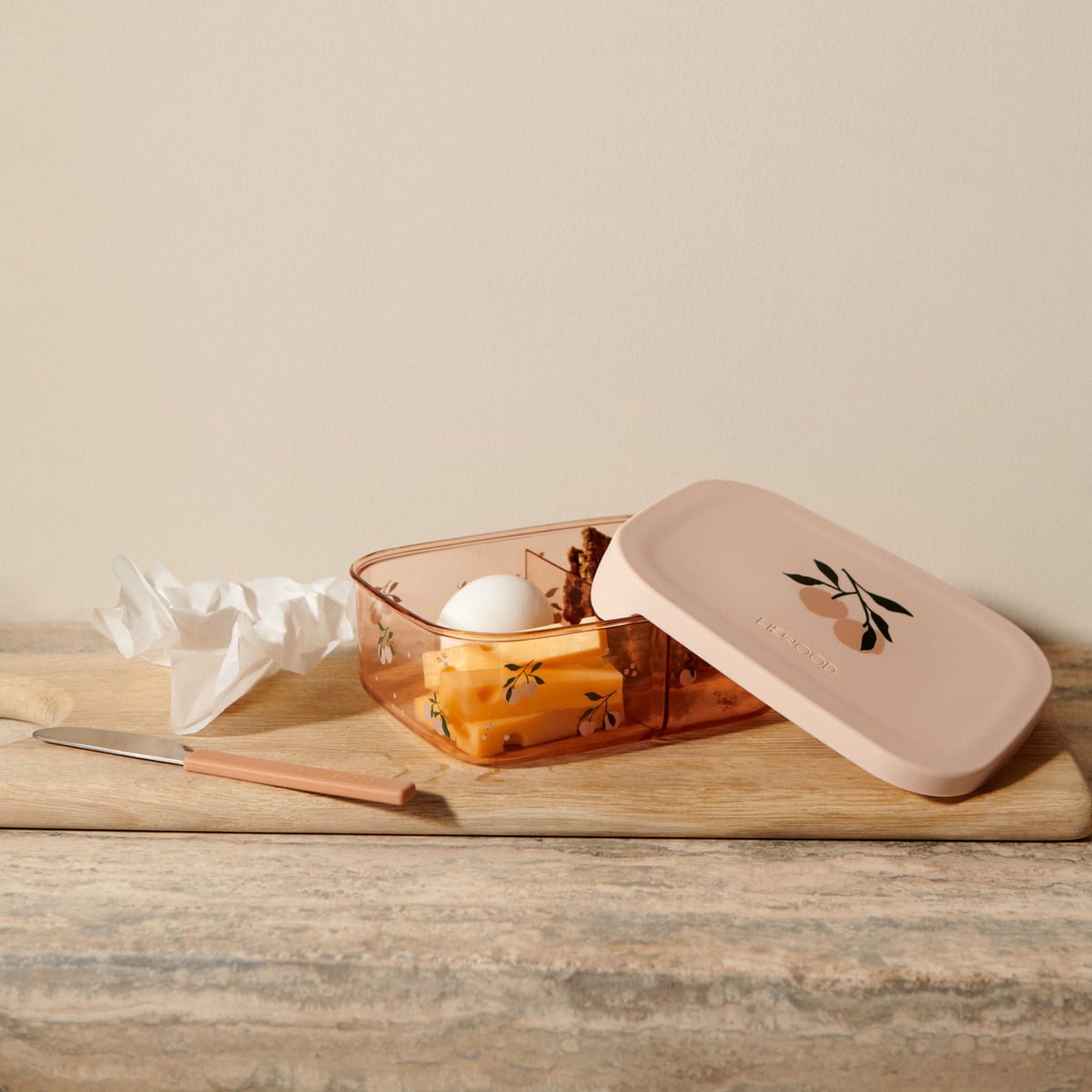 Tritanový svačinový box LIEWOOD Arthur Peach / Sea Shell | Stylové doplňky pro děti a ženy | Lavly.cz