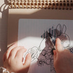 Vodní omalovánky KONGES SLOJD Magic Water Book Off White | Stylové doplňky pro děti a ženy | Lavly.cz