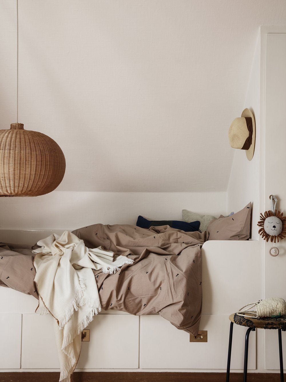 Závěsný hrací lvíček FERM LIVING Natural | Stylové doplňky pro děti a ženy | Lavly.cz