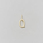 Zlatý přívěsek Písmeno A - Z - 10 mm DESIGN LETTERS | Stylové doplňky pro děti a ženy | Lavly.cz