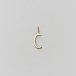 Zlatý přívěsek Písmeno A - Z - 10 mm DESIGN LETTERS | Stylové doplňky pro děti a ženy | Lavly.cz
