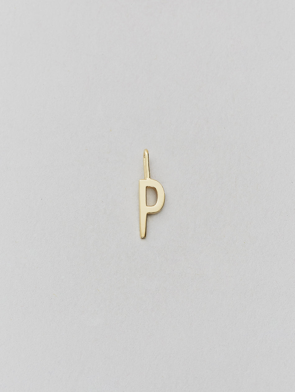 Zlatý přívěsek Písmeno A - Z - 10 mm DESIGN LETTERS | Stylové doplňky pro děti a ženy | Lavly.cz