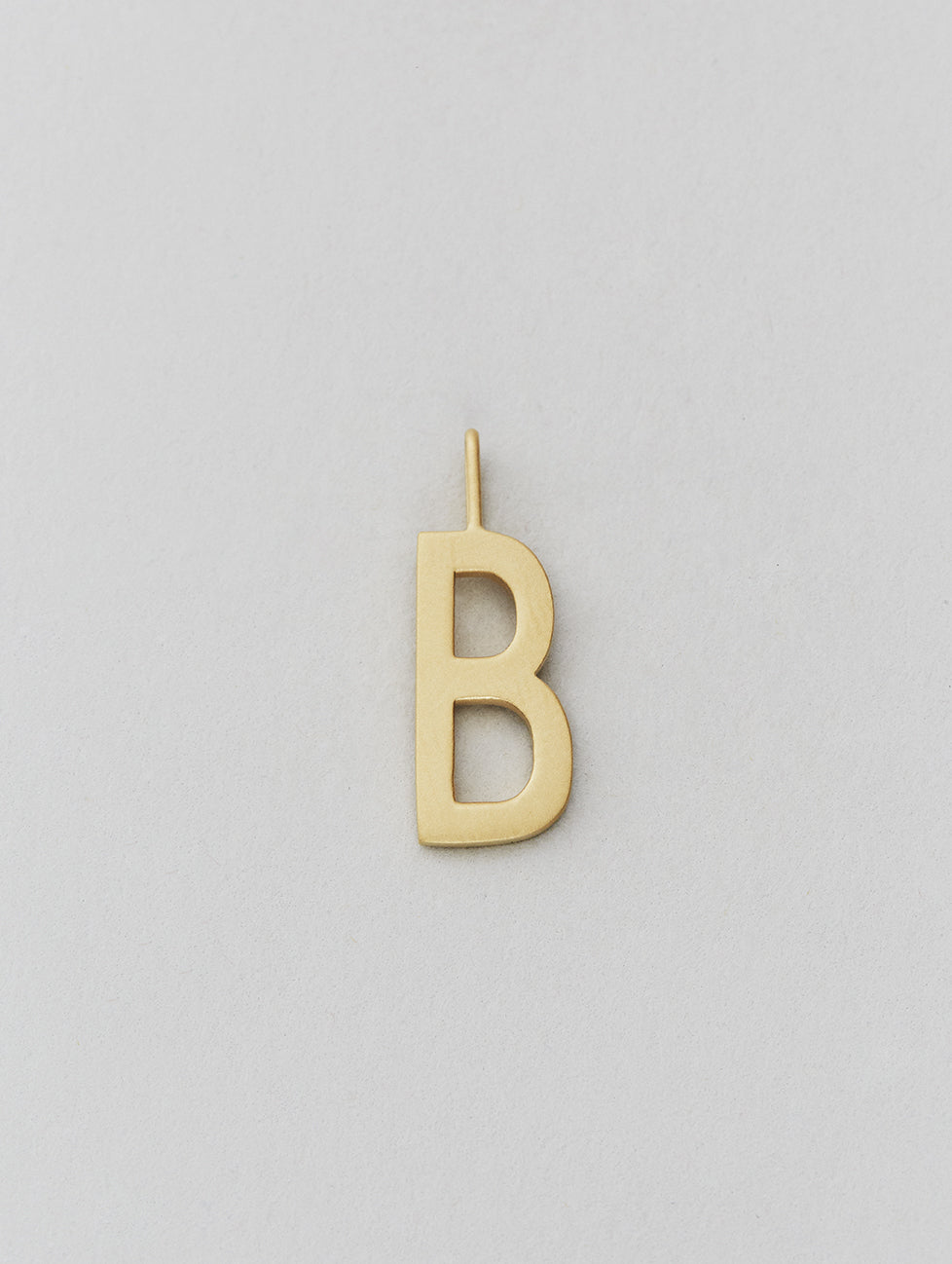 Zlatý přívěsek Písmeno A - Z - 16 mm DESIGN LETTERS | Stylové doplňky pro děti a ženy | Lavly.cz