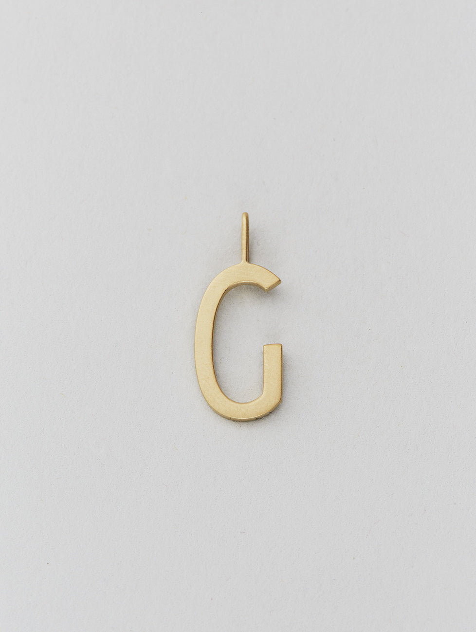 Zlatý přívěsek Písmeno A - Z - 16 mm DESIGN LETTERS | Stylové doplňky pro děti a ženy | Lavly.cz