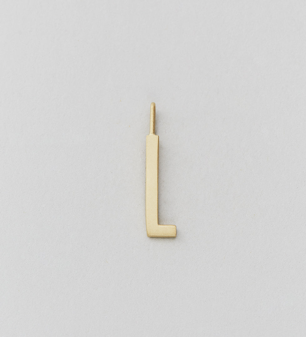 Zlatý přívěsek Písmeno A - Z - 16 mm DESIGN LETTERS | Stylové doplňky pro děti a ženy | Lavly.cz