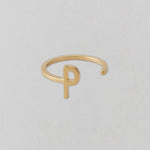 Zlatý prsten Písmeno A - Z - DESIGN LETTERS | Stylové doplňky pro děti a ženy | Lavly.cz